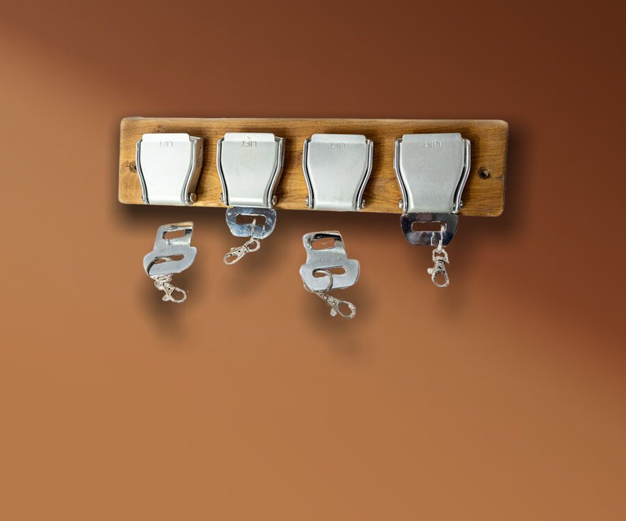 Belt Buckle Key Rack - 4 Buckle