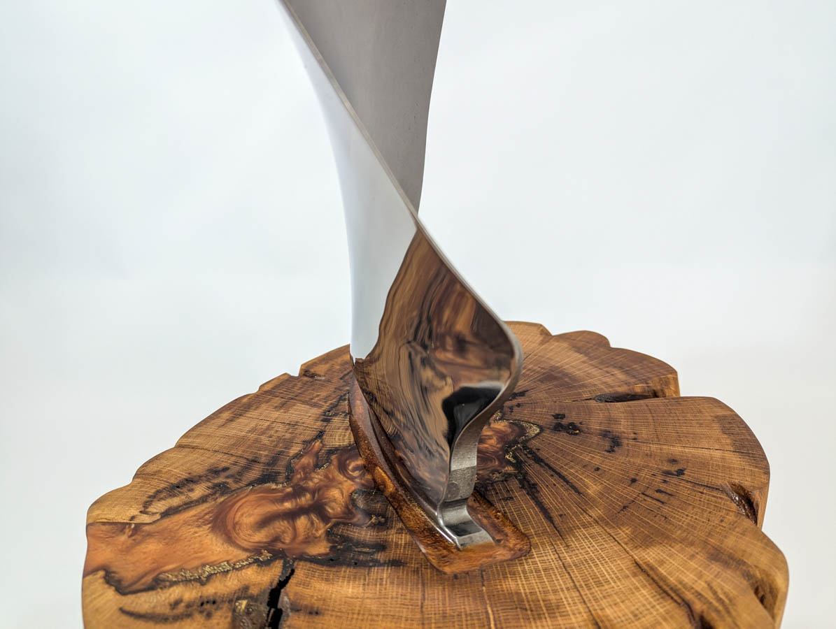 Polished CFM56 - 7B Stage 1 Fan Blade Mounted In Oak - Image 7