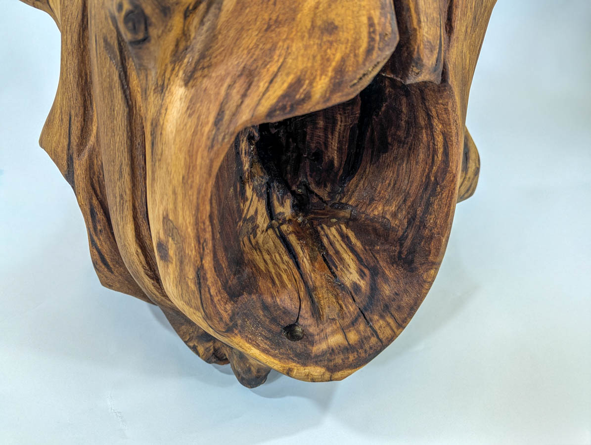 Polished CFM56 - 7B Stage 1 Fan Blade Mounted In Oak - Image 18