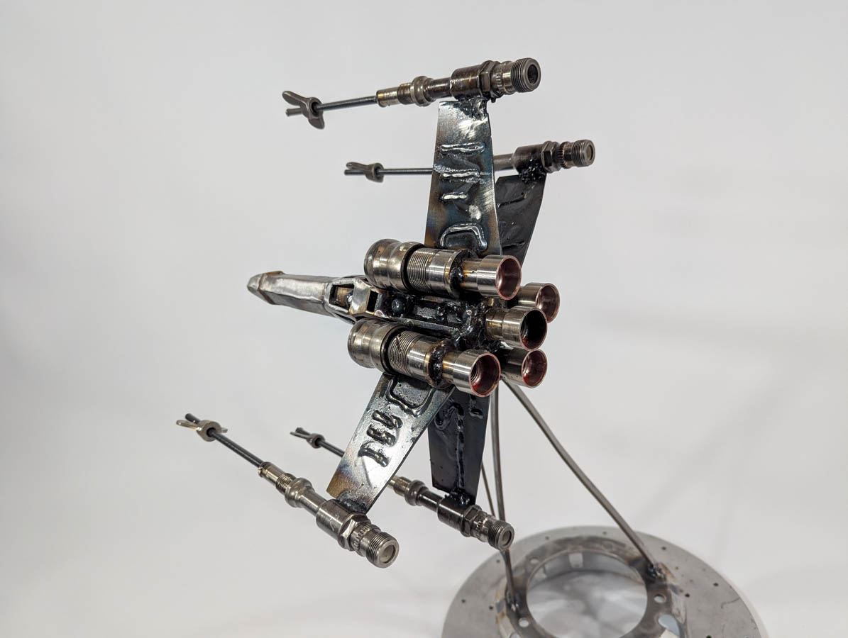 Star Wars Sculpture Made From Aviation Engine & Hydraulic Parts - Image 17