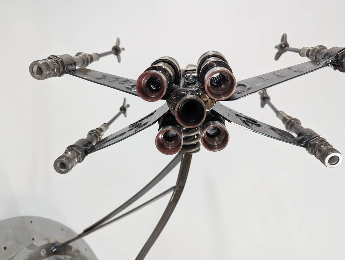 Star Wars Sculpture Made From Aviation Engine & Hydraulic Parts - Image 18