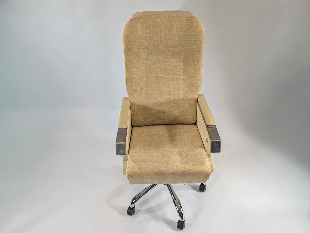 Boeing 727 Beige Office Chair With Fold Out Trays - Image 11