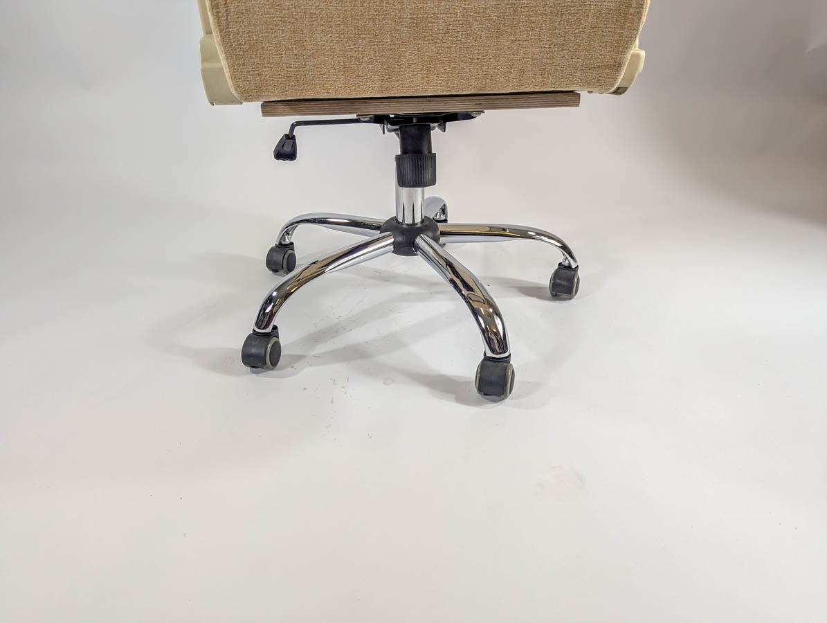 Boeing 727 Beige Office Chair With Fold Out Trays - Image 12