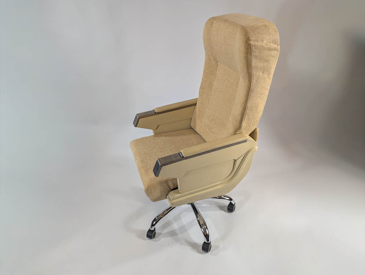 Boeing 727 Beige Office Chair With Fold Out Trays - Image 3